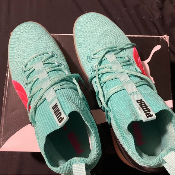 Puma Athletic Shoes in Teal and Pink - Picture 4 of 5